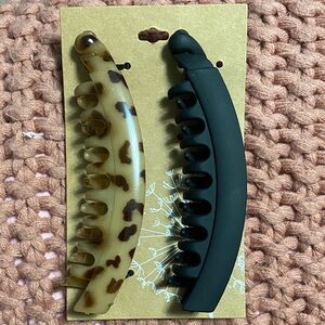 Set of Two Hair Claw Clips - Tortoise and Black